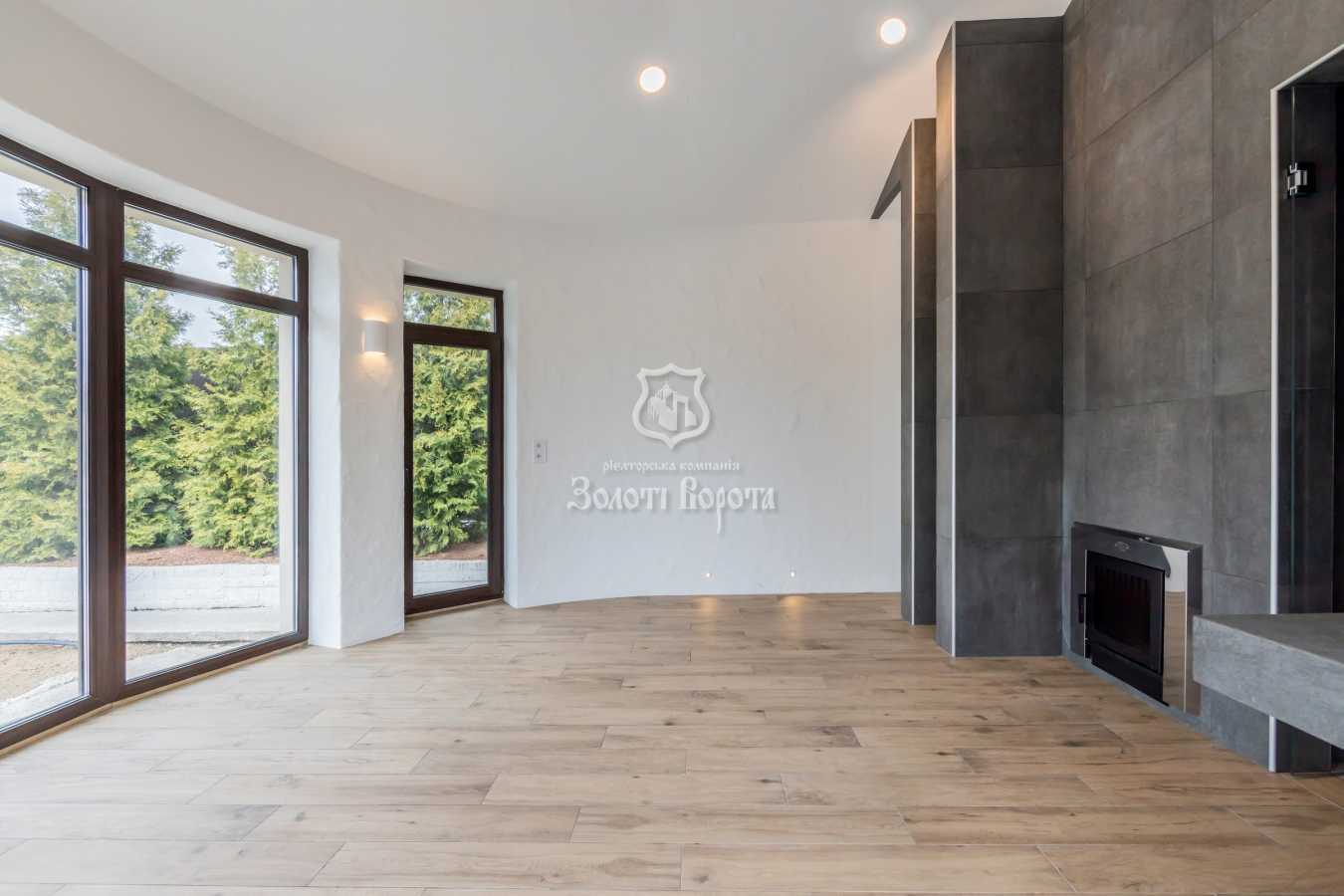 Продаж будинку 388 м², Південно-Українська, 16