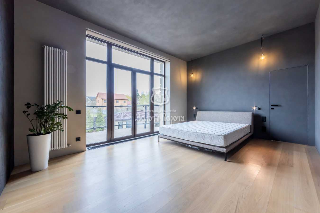 Продаж будинку 388 м², Південно-Українська, 16