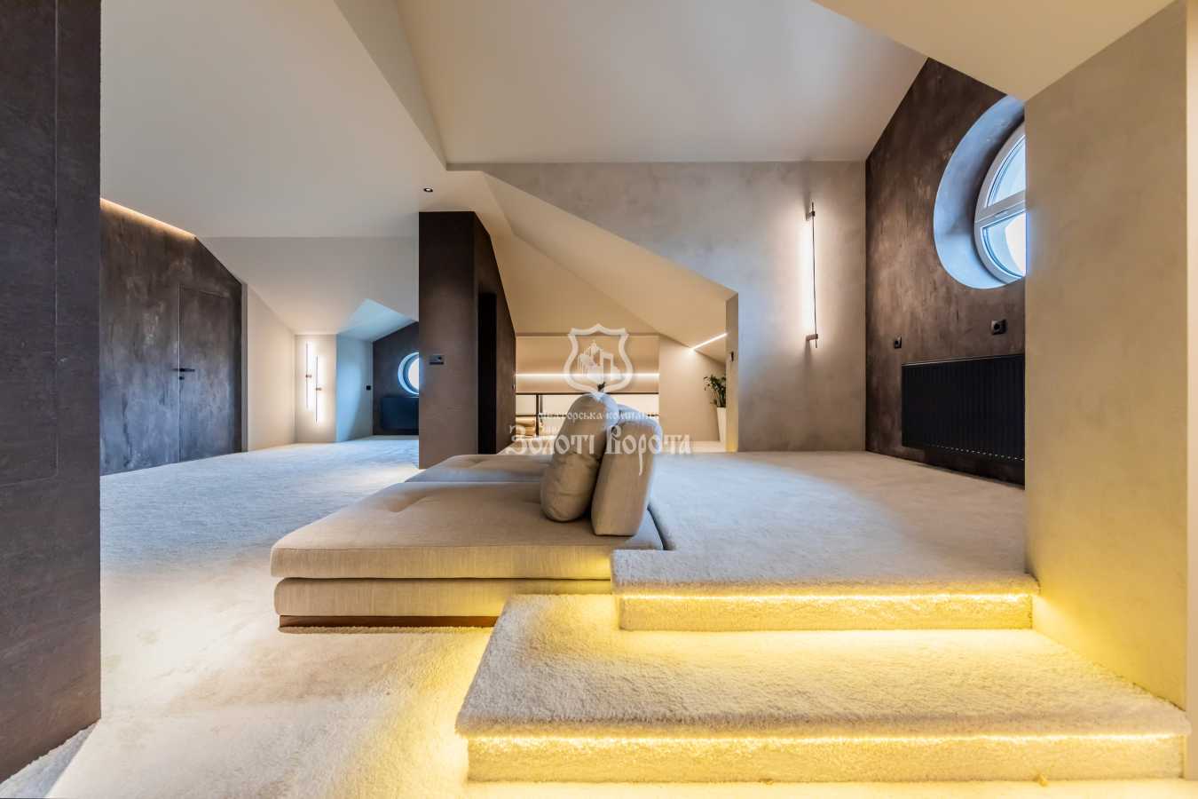 Продаж будинку 388 м², Південно-Українська, 16
