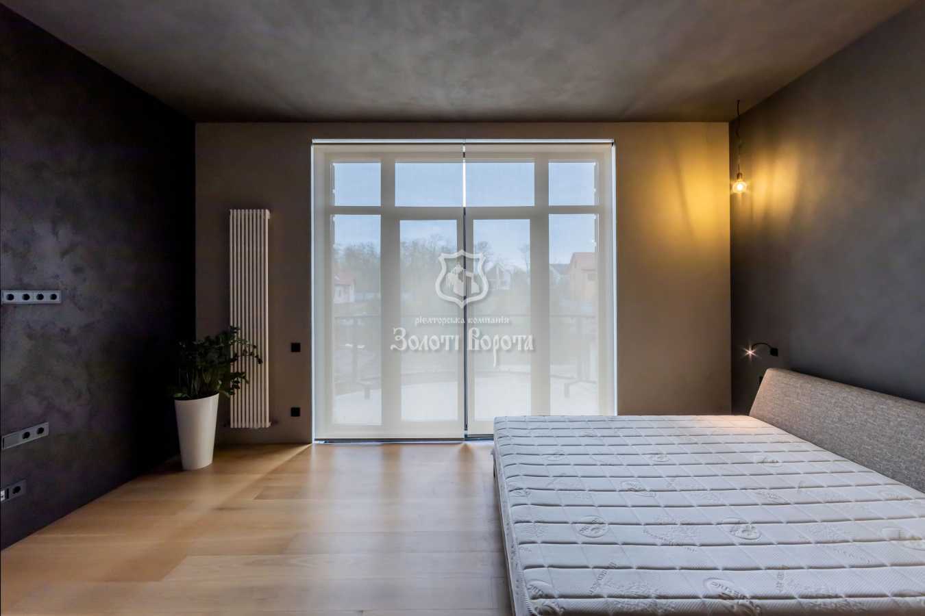 Продаж будинку 388 м², Південно-Українська, 16