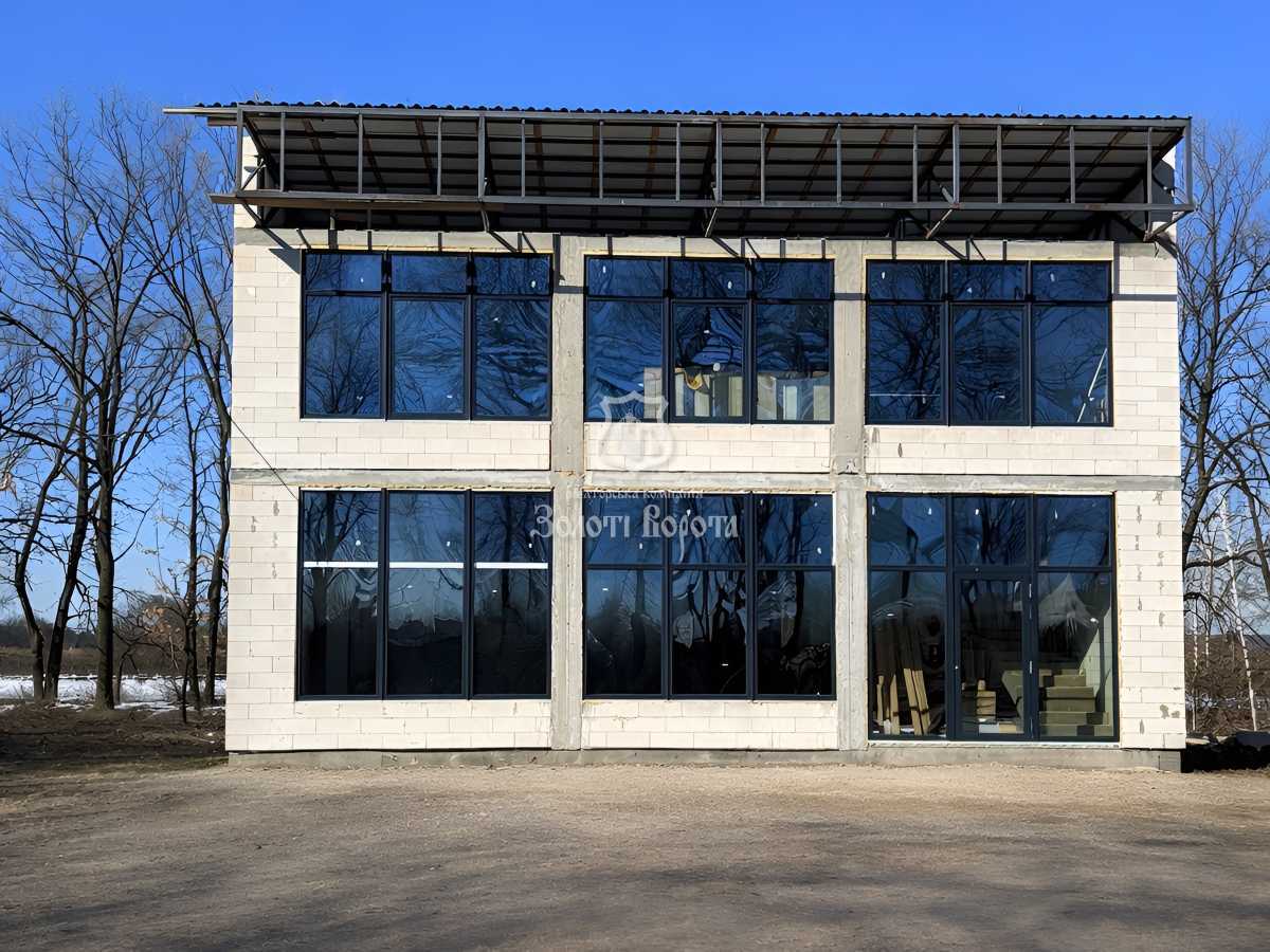 Продаж приміщення вільного призначення 450 м², Будівельна, 1