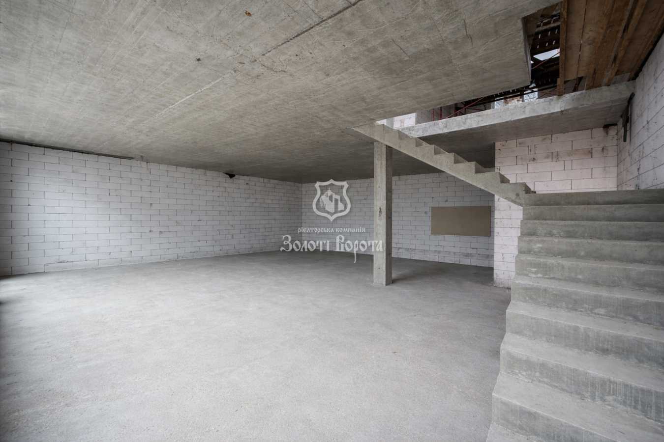 Продаж приміщення вільного призначення 450 м², Будівельна, 1