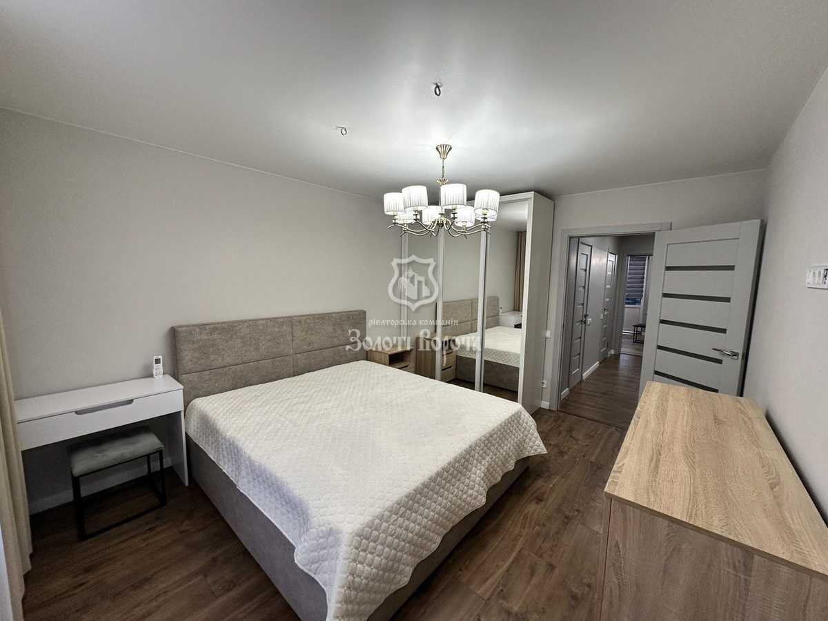 Продаж 2-кімнатної квартири 67 м², Софії Русової, 7а