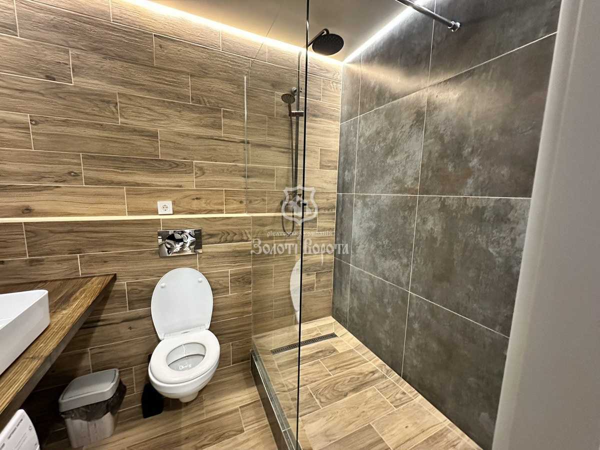 Продаж 2-кімнатної квартири 67 м², Софії Русової, 7а