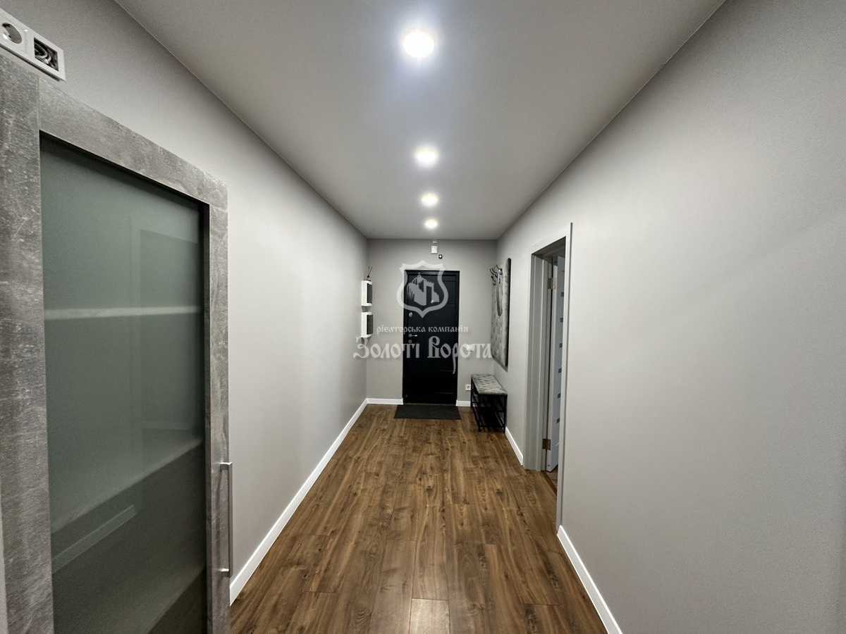 Продаж 2-кімнатної квартири 67 м², Софії Русової, 7а
