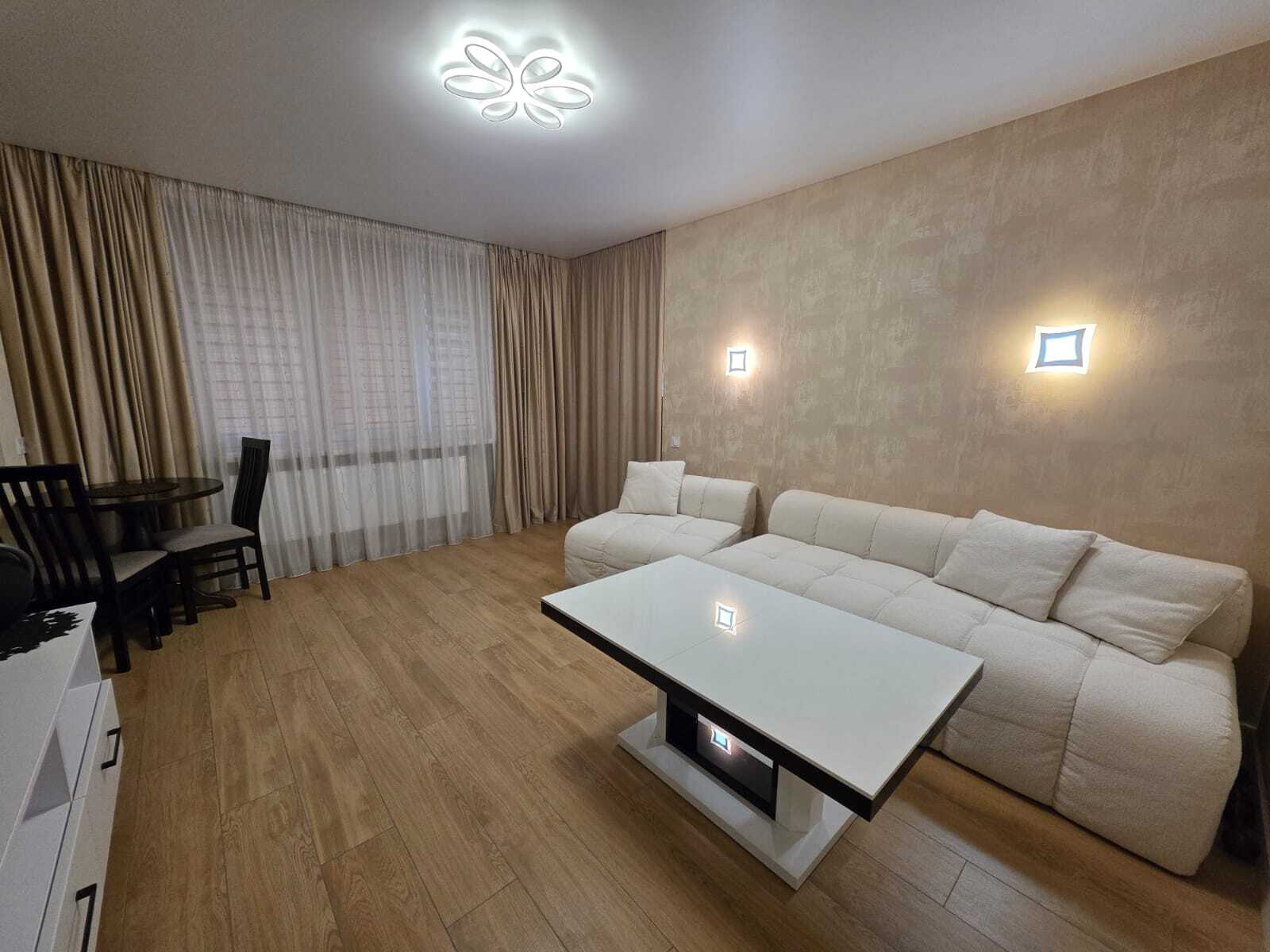 Продаж 2-кімнатної квартири 65 м², Тараса Шевченка бул., 38