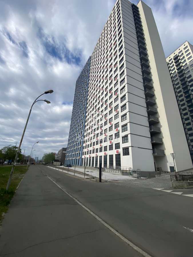 Продаж 1-кімнатної квартири 35 м², Крайня, 1