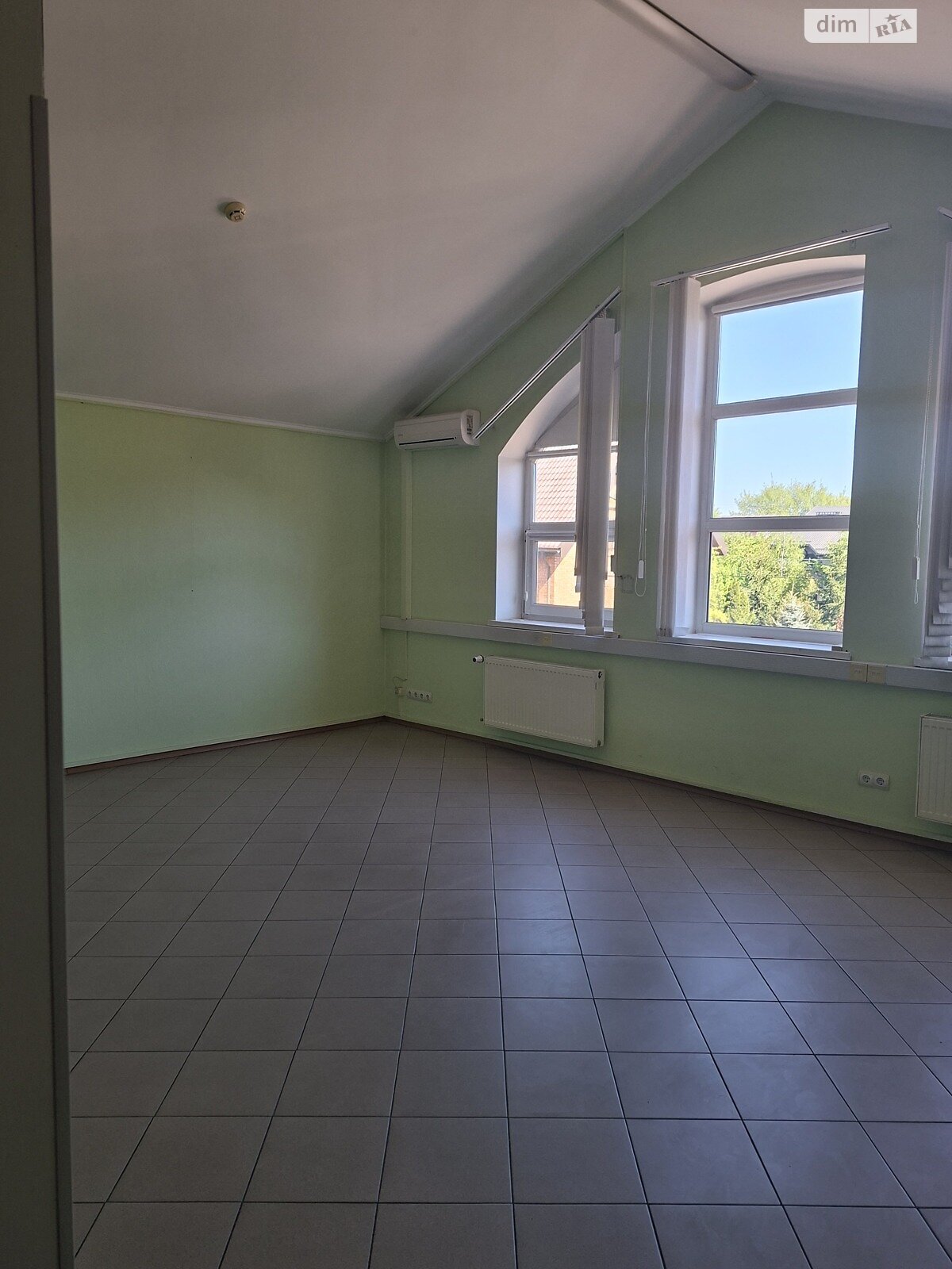 Аренда офиса 296.7 м², Озерная ул.