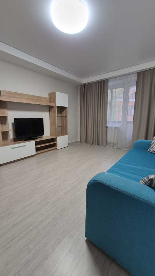 Продаж 2-кімнатної квартири 47 м², Дмитрівська вул., 96-98