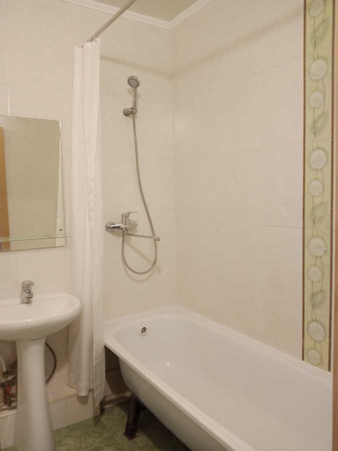 Оренда 1-кімнатної квартири 45 м², Олевська вул., 7