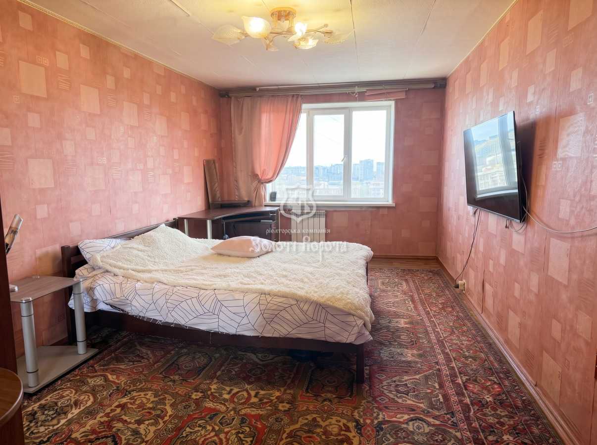 Продаж 3-кімнатної квартири 68.1 м², Зодчих вул., 44