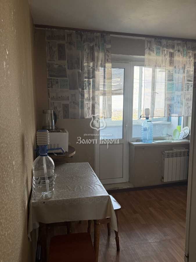 Продаж 3-кімнатної квартири 68.1 м², Зодчих вул., 44