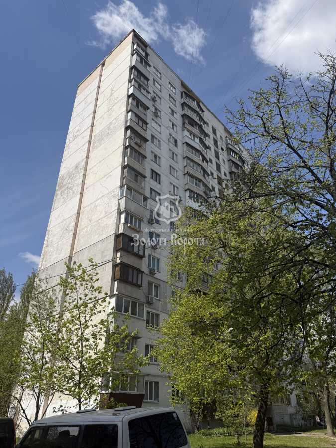 Продаж 3-кімнатної квартири 68.1 м², Зодчих вул., 44