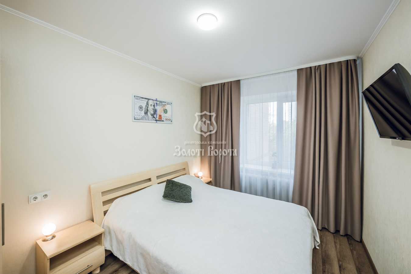 Продаж 3-кімнатної квартири 74 м², Харківське шосе, 49