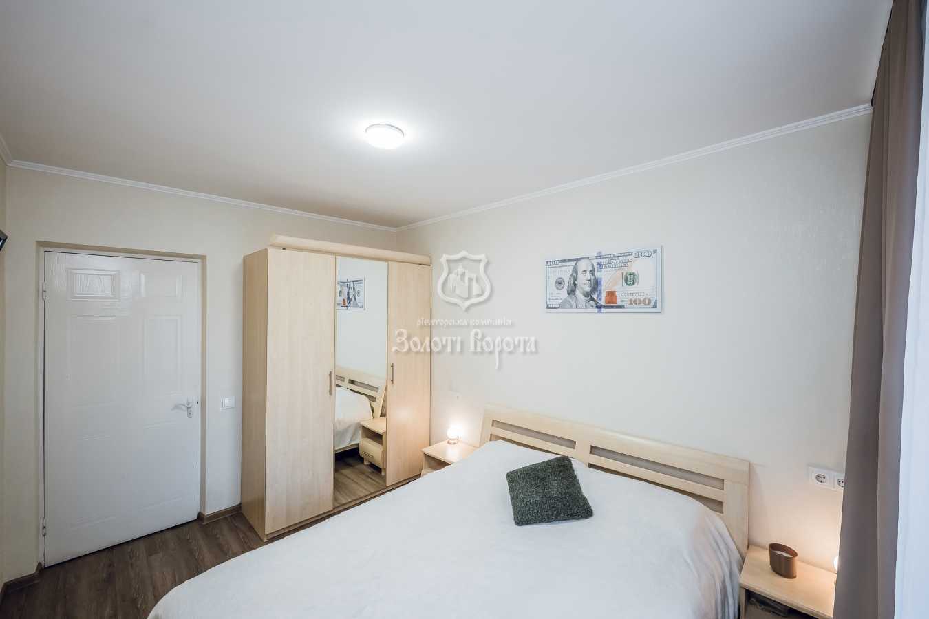 Продаж 3-кімнатної квартири 74 м², Харківське шосе, 49