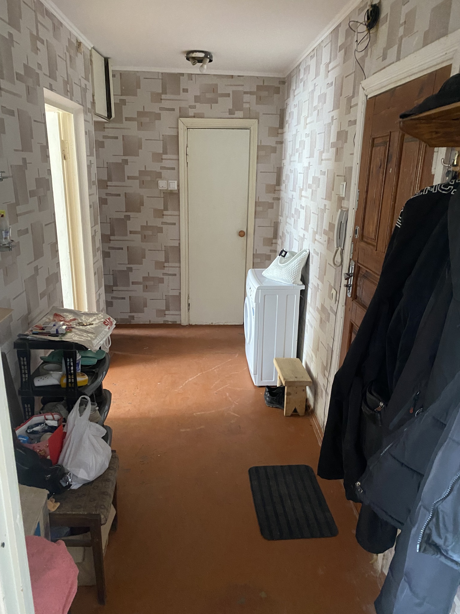 Продаж 2-кімнатної квартири 43.3 м²