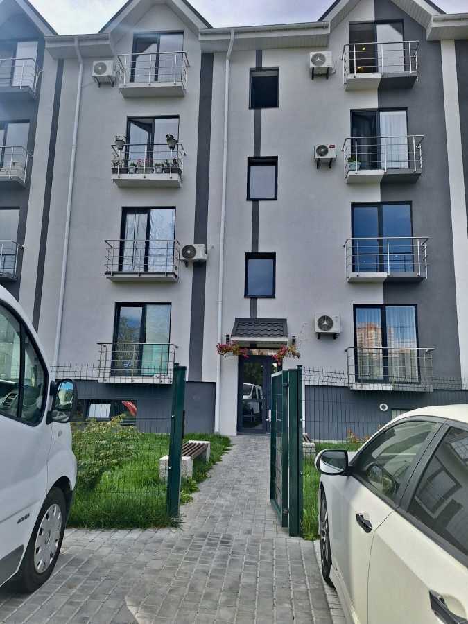 Продаж приміщення вільного призначення 62 м², Осіння вул., 71