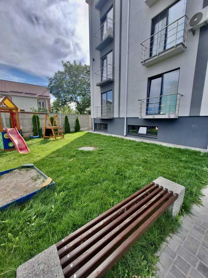 Продаж приміщення вільного призначення 62 м², Осіння вул., 71