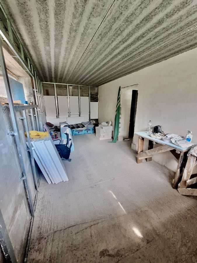 Продаж приміщення вільного призначення 62 м², Осіння вул., 71
