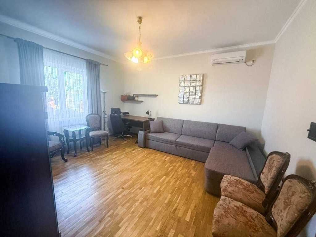 Продаж 5-кімнатної квартири 195 м², Столична, 3