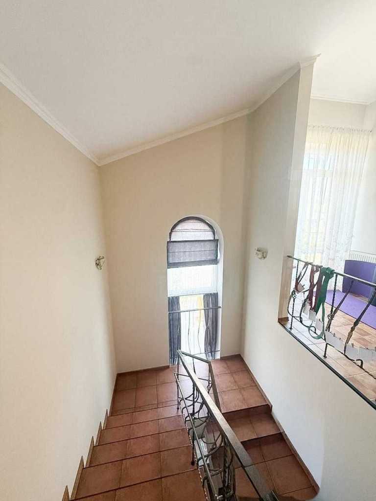 Продаж 5-кімнатної квартири 195 м², Столична, 3