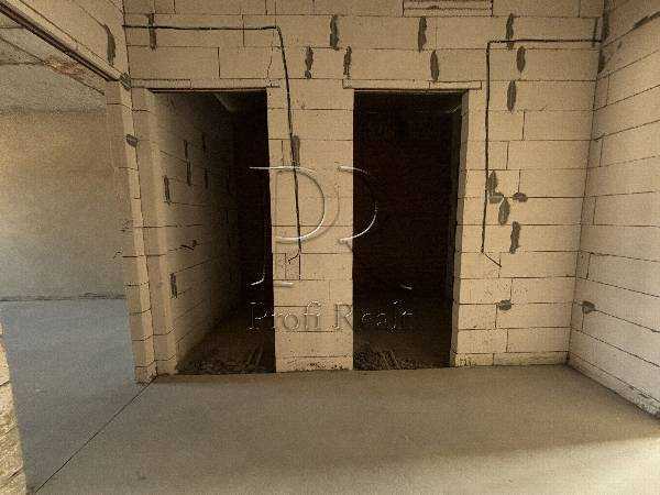 Продаж 2-кімнатної квартири 78 м², Тарасівська вул., 1