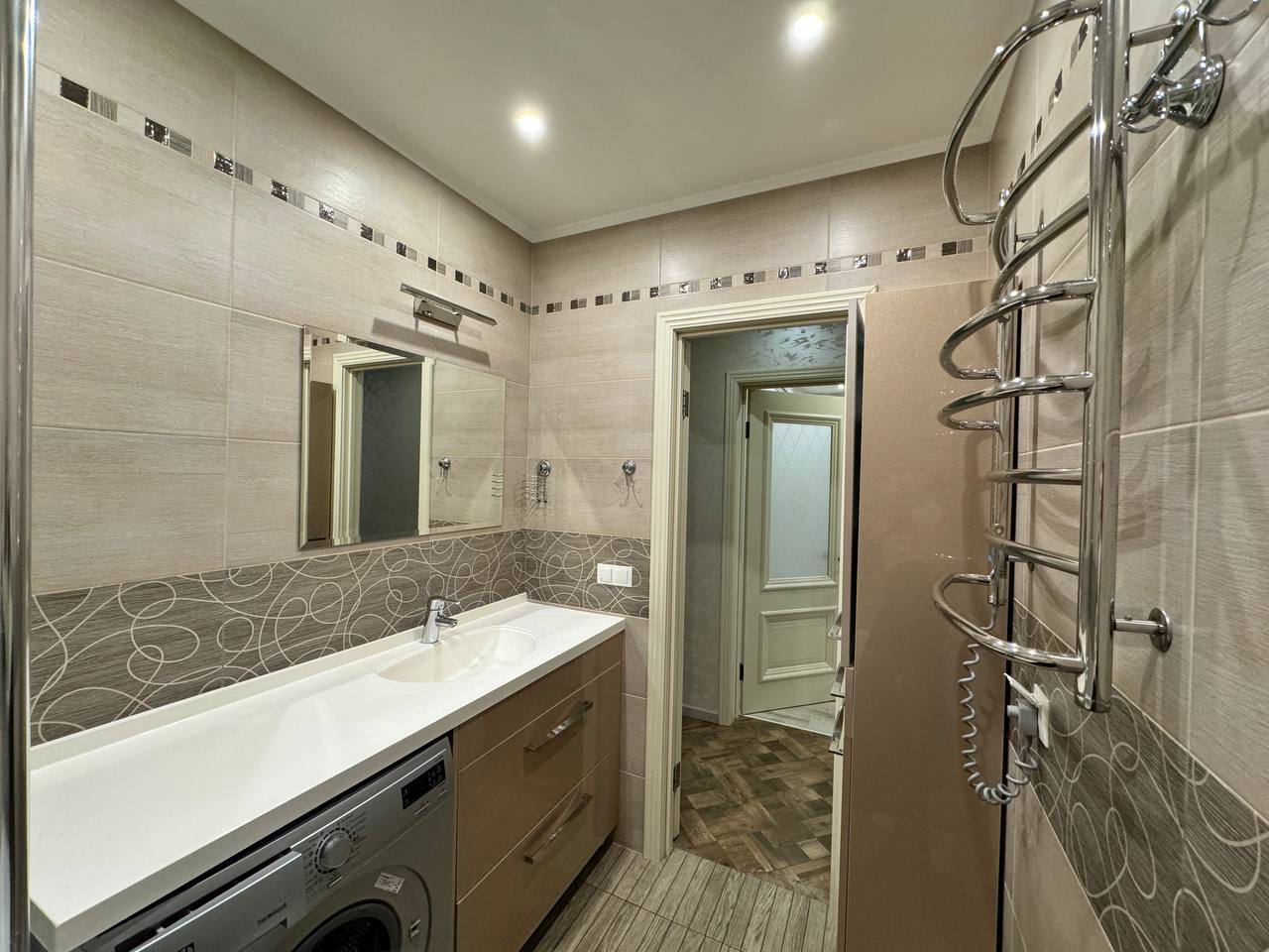 Аренда 2-комнатной квартиры 70 м², Февральская ул., 48