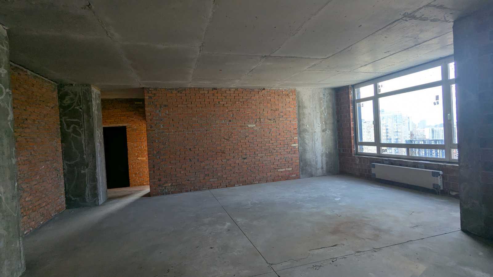 Продаж 3-кімнатної квартири 126 м², Річна вул., 4