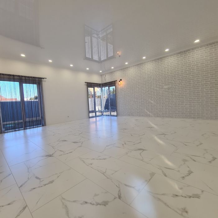 Продаж будинку 155 м², Озерна вул.