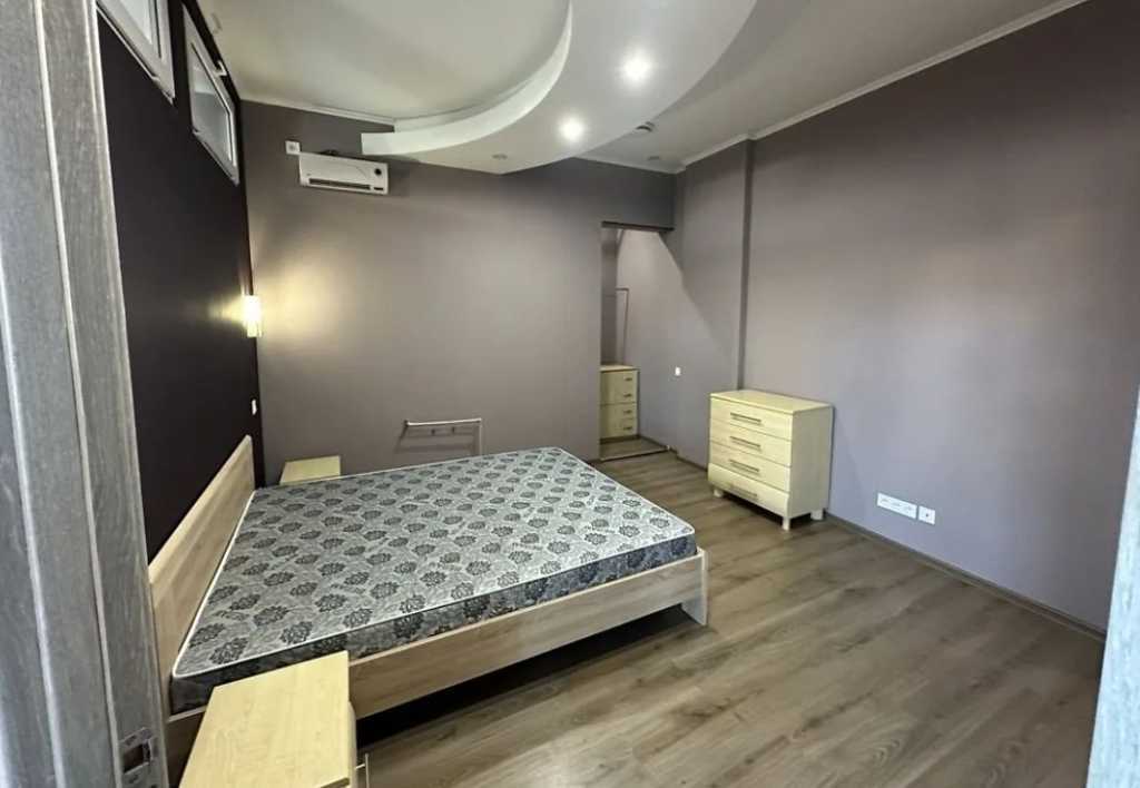 Продажа 3-комнатной квартиры 95 м², Дмитрия Яворницкого просп., 72А