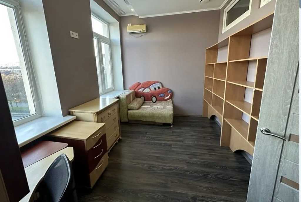 Продажа 3-комнатной квартиры 95 м², Дмитрия Яворницкого просп., 72А