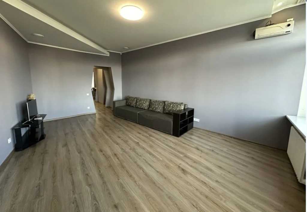 Продажа 3-комнатной квартиры 95 м², Дмитрия Яворницкого просп., 72А