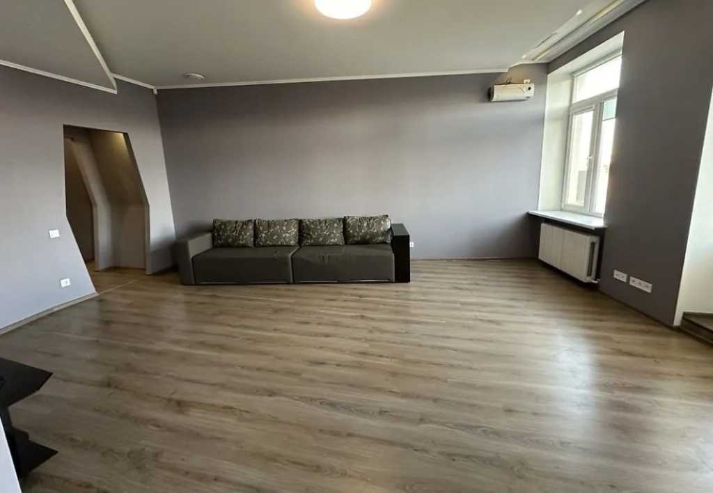 Продажа 3-комнатной квартиры 95 м², Дмитрия Яворницкого просп., 72А