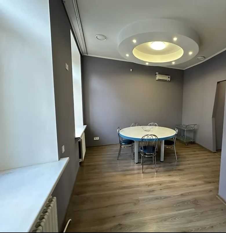 Продажа 3-комнатной квартиры 95 м², Дмитрия Яворницкого просп., 72А