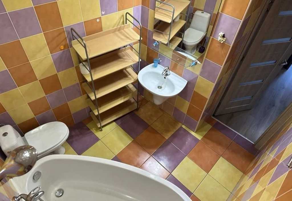 Продажа 3-комнатной квартиры 95 м², Дмитрия Яворницкого просп., 72А