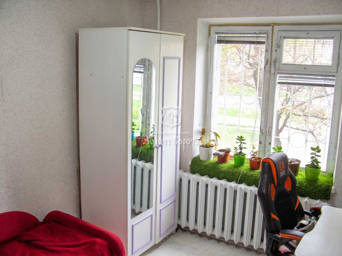 Продажа 3-комнатной квартиры 48.9 м², Соборности просп., 1А