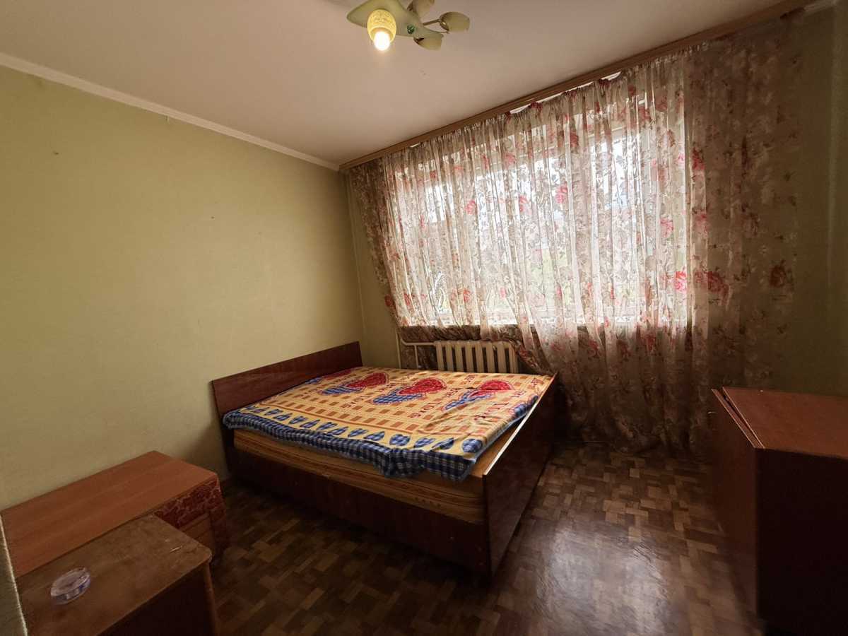Продаж 3-кімнатної квартири 67 м², Ильичевская вул., Александрийская, 18А
