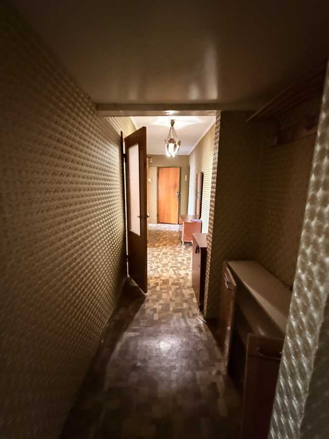 Продаж 3-кімнатної квартири 67 м², Ильичевская вул., Александрийская, 18А