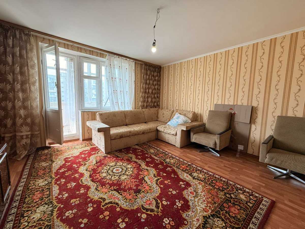 Продаж 3-кімнатної квартири 67 м², Ильичевская вул., Александрийская, 18А