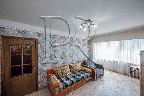 Продаж 1-кімнатної квартири 32 м², Парково-Сирецька вул., 21
