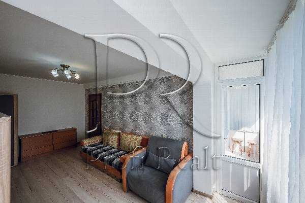 Продаж 1-кімнатної квартири 32 м², Парково-Сирецька вул., 21