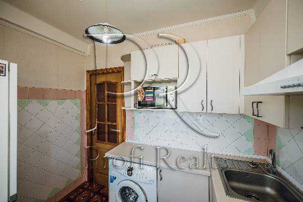 Продаж 1-кімнатної квартири 32 м², Парково-Сирецька вул., 21