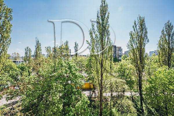 Продаж 1-кімнатної квартири 32 м², Парково-Сирецька вул., 21