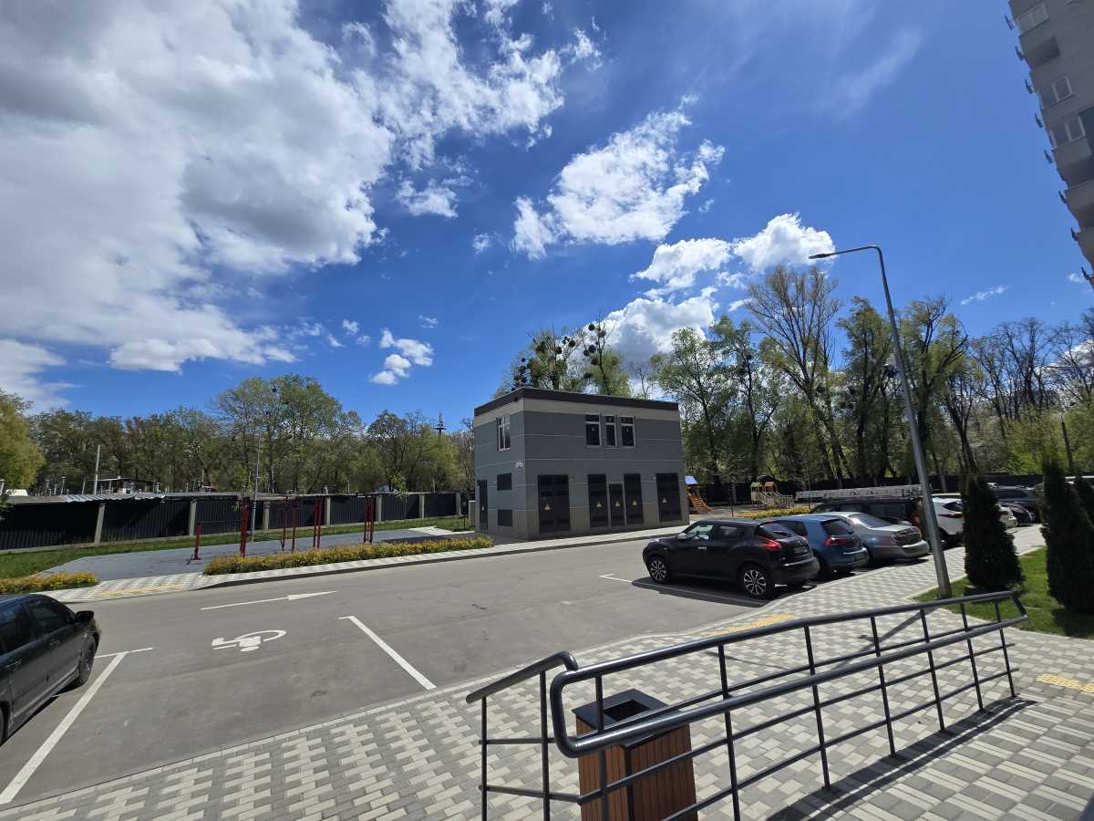 Продаж 1-кімнатної квартири 40 м², Майкопська вул., 5