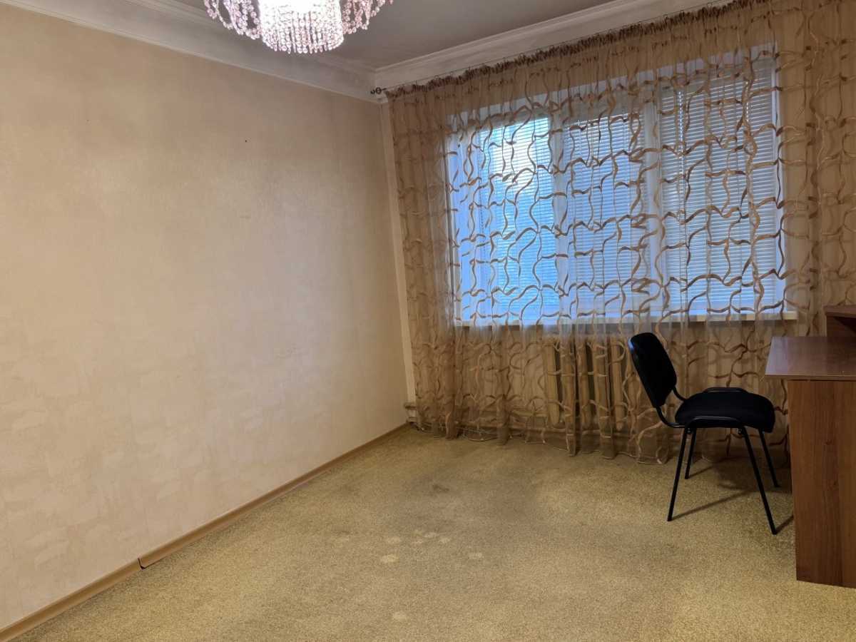 Продаж 2-кімнатної квартири 46 м², Михайла Донця вул., 27А