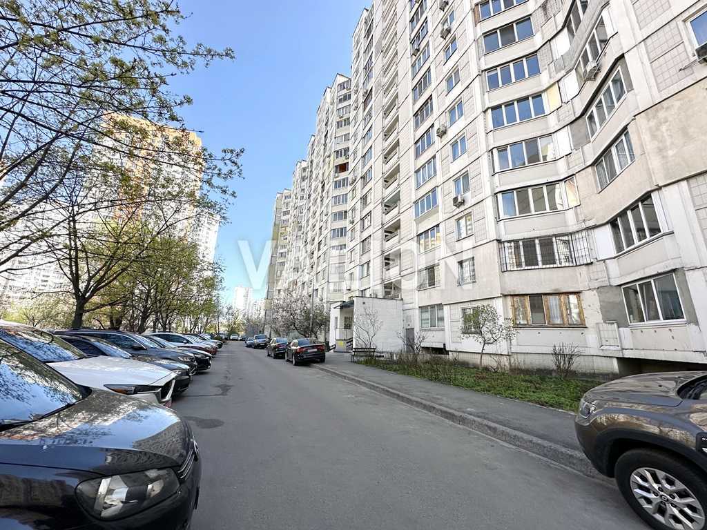 Продаж 4-кімнатної квартири 109.7 м², Петра Григоренка просп., 1А