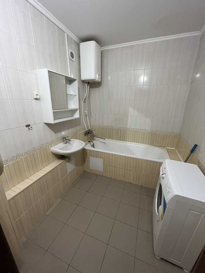 Оренда 2-кімнатної квартири 68 м², Григорія Ващенко вул., 7