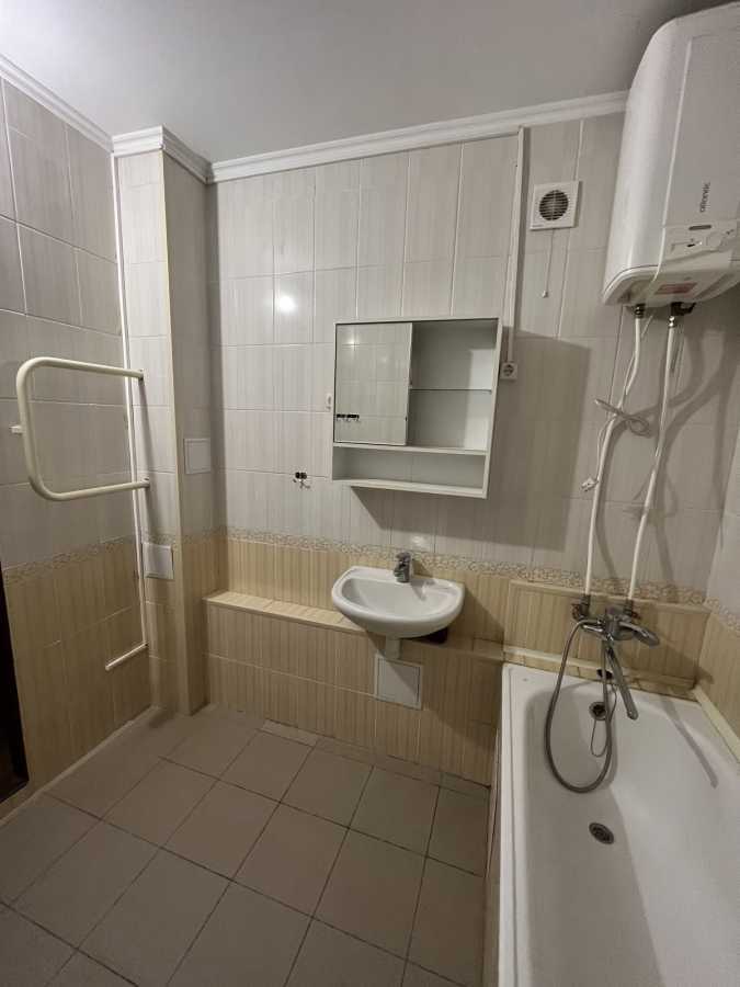 Оренда 2-кімнатної квартири 68 м², Григорія Ващенко вул., 7