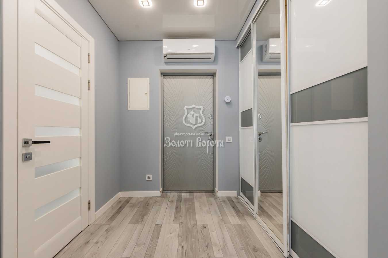 Продаж 1-кімнатної квартири 39.7 м², Доківська вул., 10к4