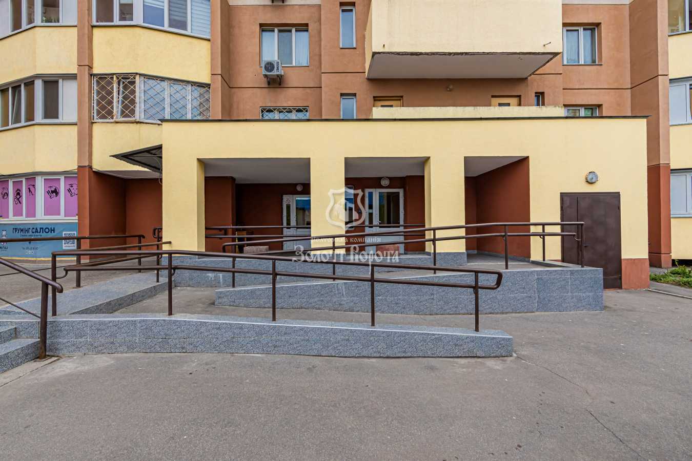 Продаж 1-кімнатної квартири 39.7 м², Доківська вул., 10к4